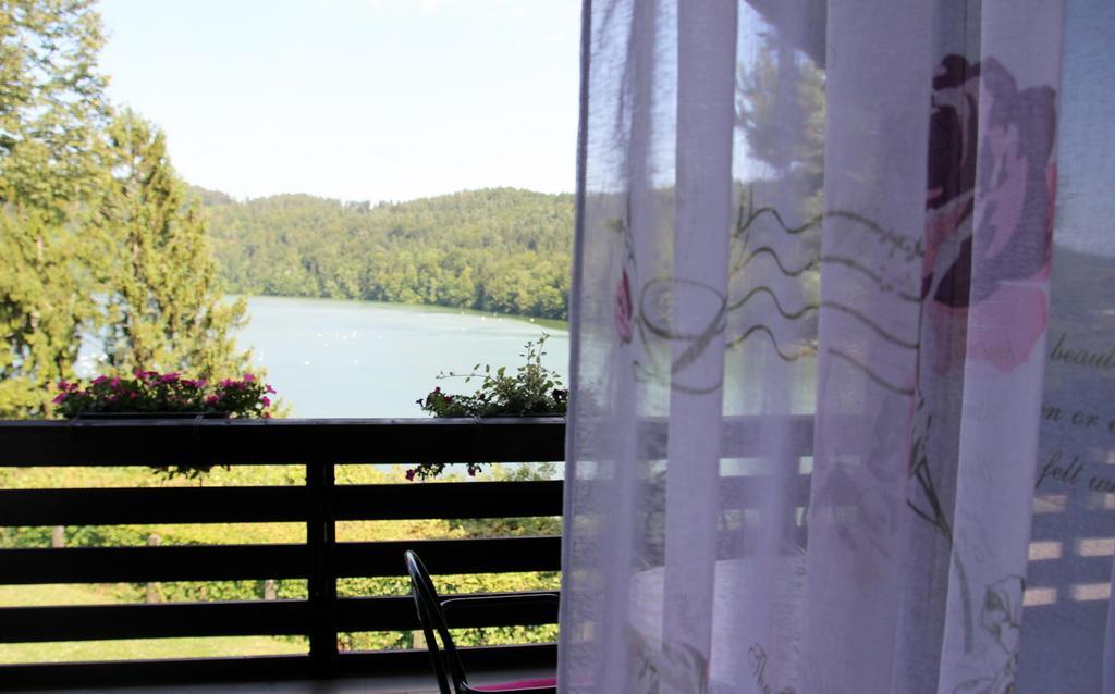 Lake House Apartment Medvode Extérieur photo